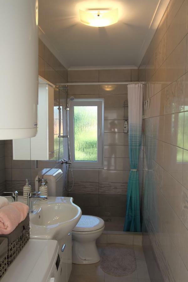 Apartament Apartman Ana Otočac Zewnętrze zdjęcie