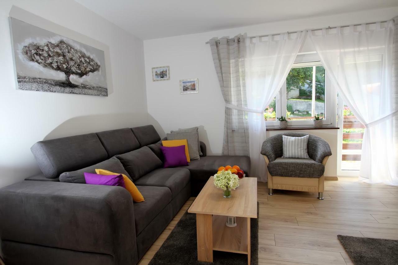 Apartament Apartman Ana Otočac Zewnętrze zdjęcie